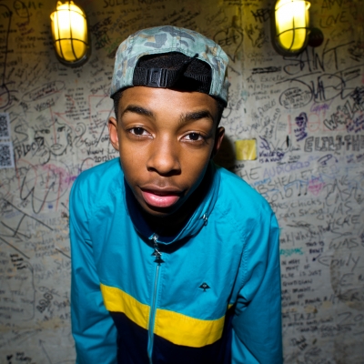 un couple se rencontre après 5 ans d amour virtuel